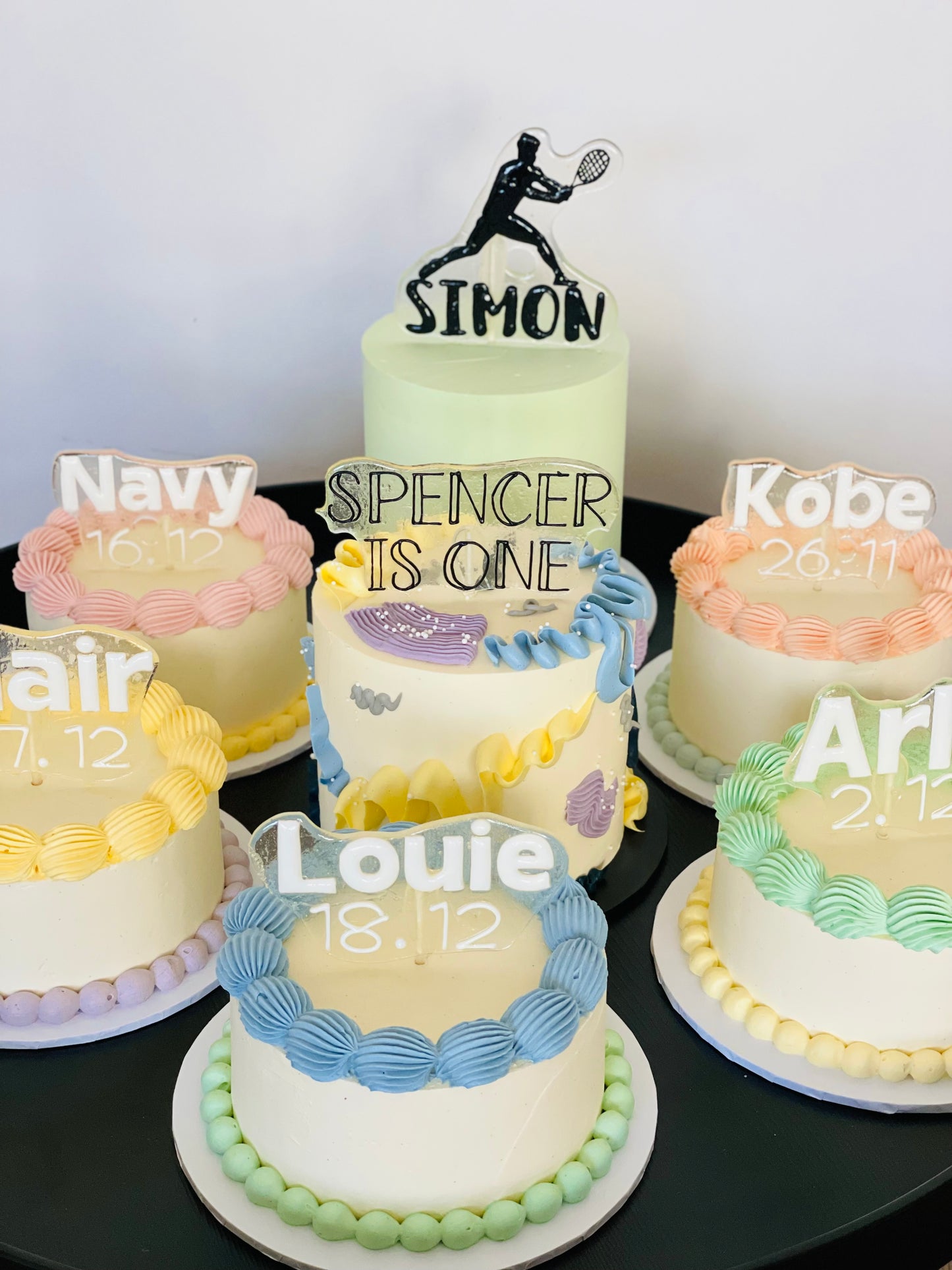 Cake topper
