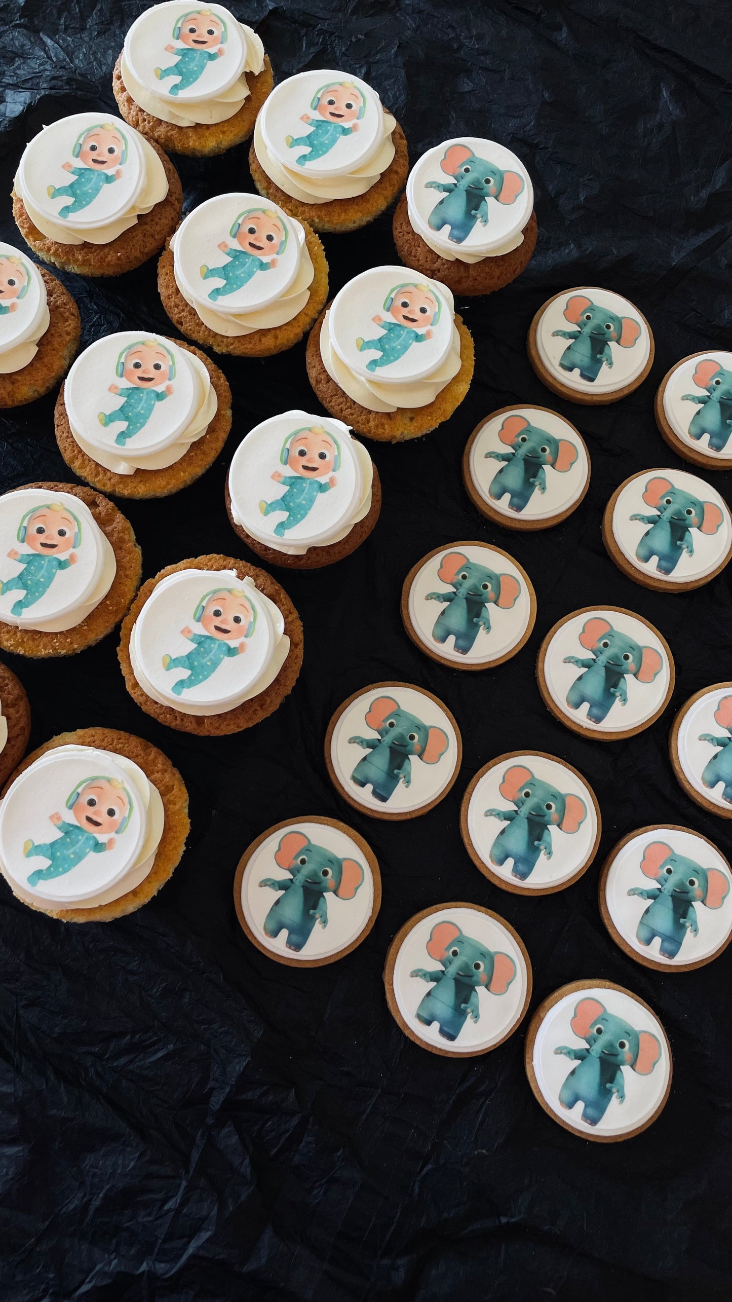 Edible Image cupcakes
