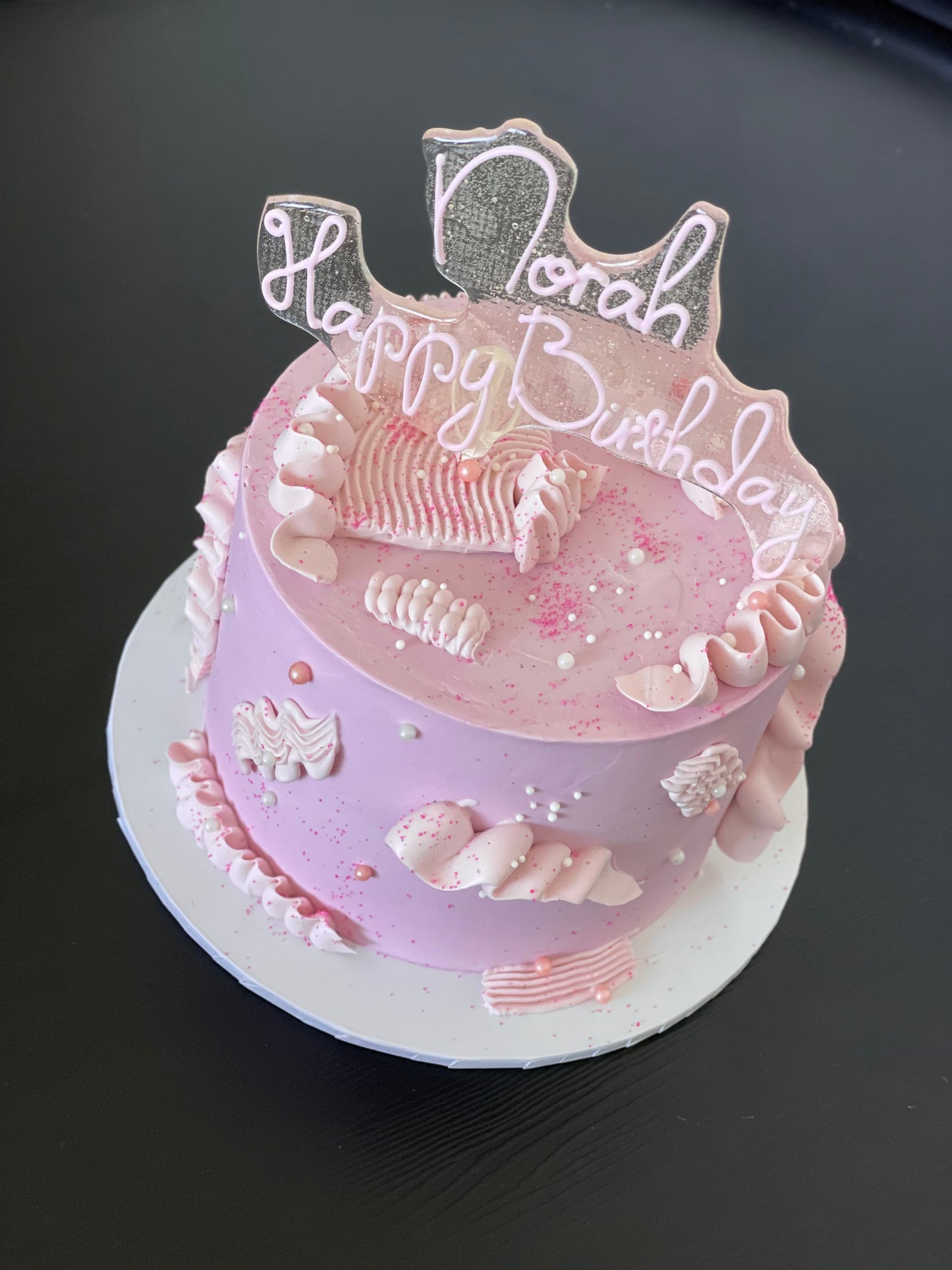 Cake topper