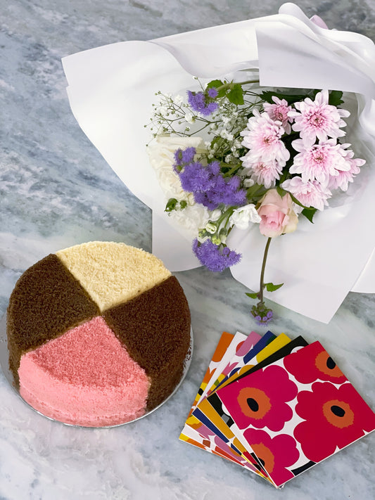 Mother’s Day Cheesecake Bundle