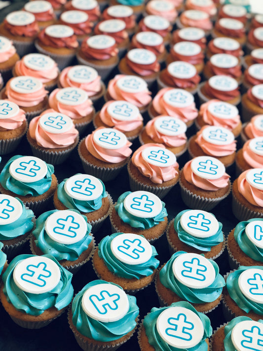 Edible Image cupcakes