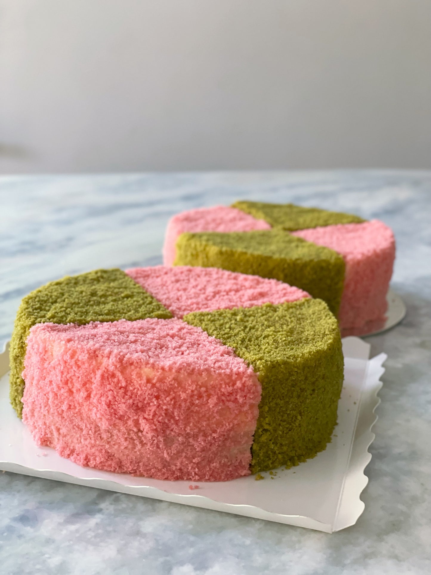 CBT Cloud Cheesecake —

Strawberry & Organic Matcha