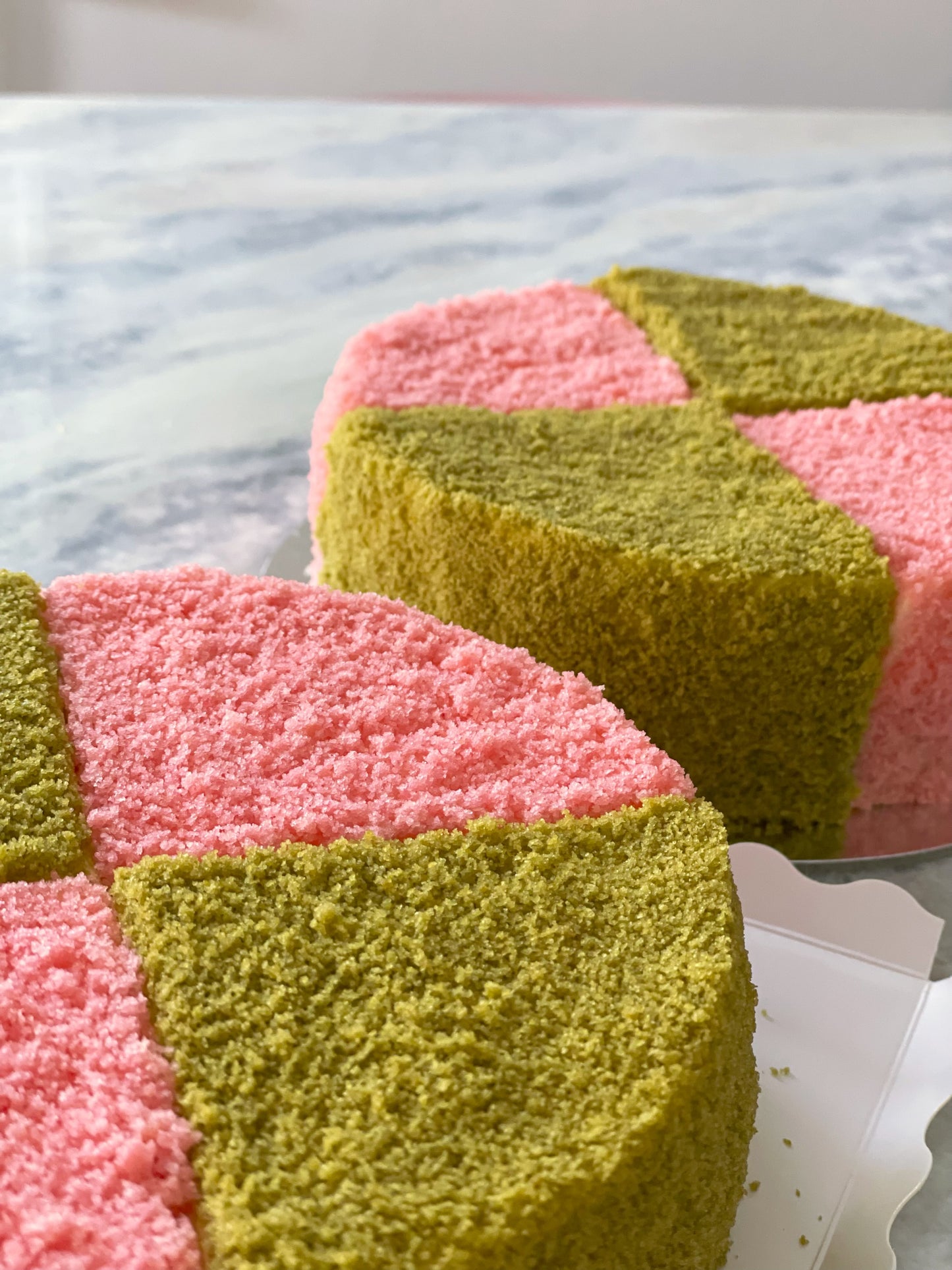 CBT Cloud Cheesecake —

Strawberry & Organic Matcha